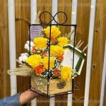 گلفروشی نزدیک صادقیه کافه