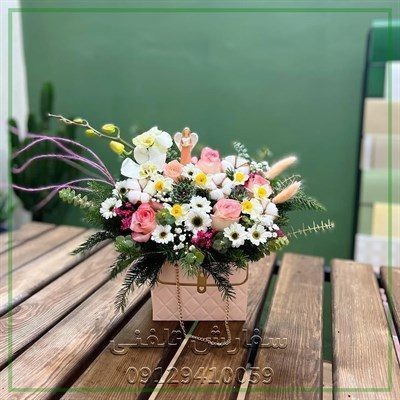 گلفروشی نزدیک شیرینی پالادیوم