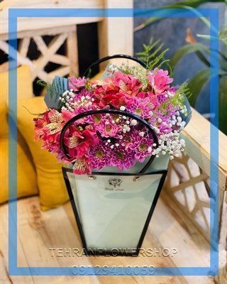 گلفروشی نزدیک خشکشویی خیابان شریعتی
