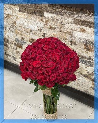 گلفروشی نزدیک خیابان کاشانی در تهران