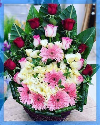 گلفروشی نزدیک دکتر کاشانی دندانپزشک