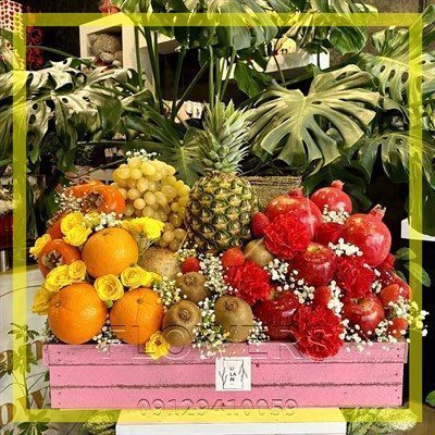 گلفروشی نزدیک خیابان طالقانی غربی تهران