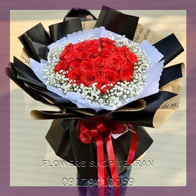 گلفروشی نزدیک پیتزا عباس آباد