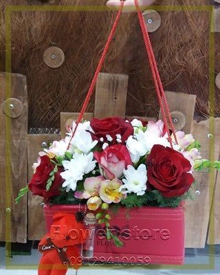 گلفروشی نزدیک سعادت آباد بامگلفروشی نزدیک سعادت آباد بام