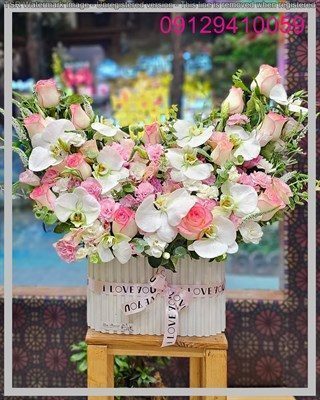 گل فروشی مدرن زعفرانیه