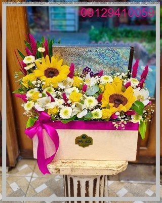 گل رز در گل فروشی