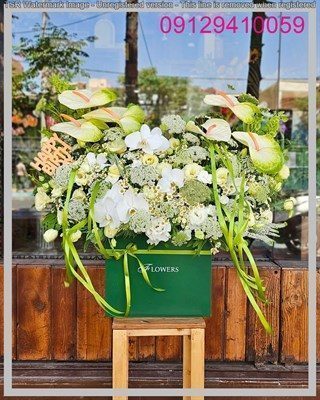 گل فروشی رز صادقیه