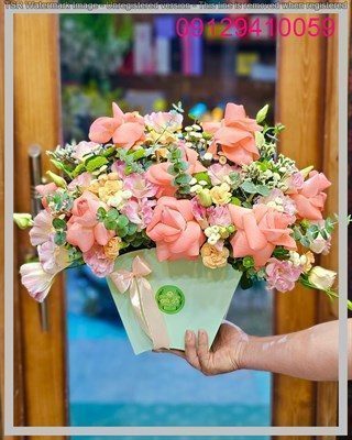 گل فروشی کرج شاهین ویلا