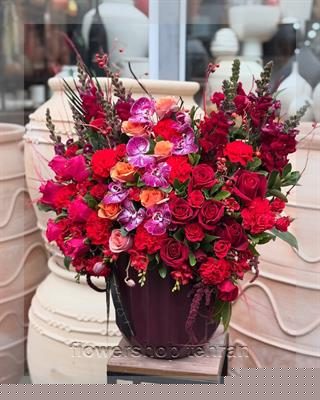 دسته گل شیک برای خواستگاری با قیمت مناسب و کیفیت حرفه‌ای