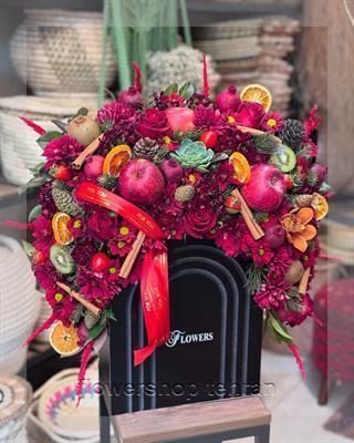 گلفروشی نزدیک خیابان ژاندارمری