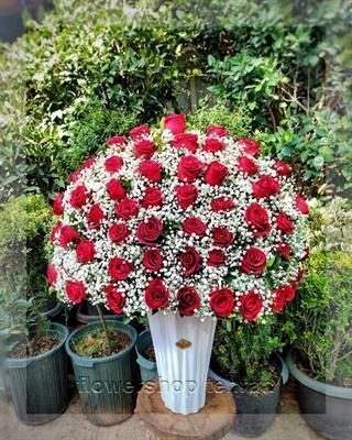 گلفروشی نزدیک خیابان لاکچری