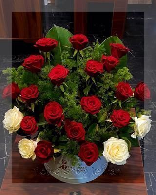 گلفروشی نزدیک میدان رشدیه