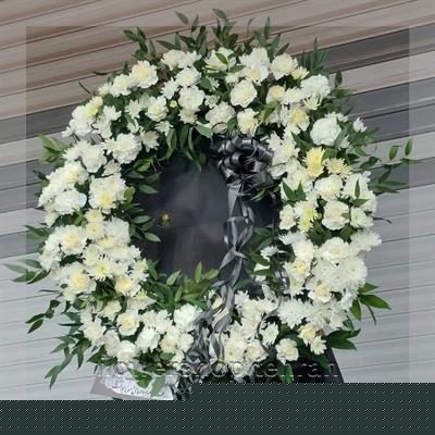 گل برای تبریک شیک و جمع‌وجور برای سورپرایز در محل کار یا خانه