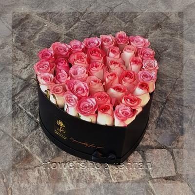 گلفروشی نزدیک بلوار دلاوران گالری پگاه