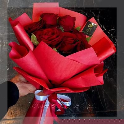 اگر دنبال هدیه شیک و بی‌دردسر هستی، باغ گل نزدیک بهشت زهرا گزینه خوبی است