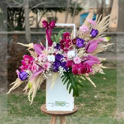 اگر دنبال هدیه شیک و بی‌دردسر هستی، گل باکس شیشه ای گزینه خوبی است
