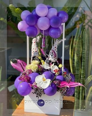 گل رز رنگی مناسب شرکت‌ها، مطب‌ها و فضاهای اداری