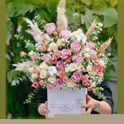 باکس چرم گل ؛ هدیه‌ای امن برای وقتی نمی‌دانی چه بخری