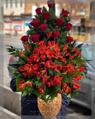 گلفروشی نزدیک فلکه ونک