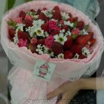 با سفارش گل ارکیده فضای سرد و خسته‌کننده را زنده کن