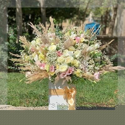 سفارش باکس گل چوبی دسته دار به‌صورت اینترنتی و دریافت در همان روز