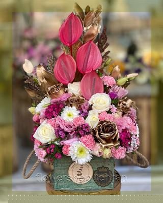 با گل خواستگاری شیک فضای سرد و خسته‌کننده را زنده کن