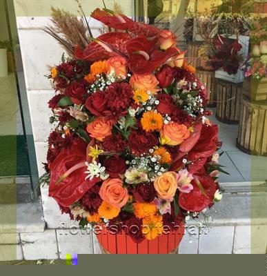 با گل سبز رنگ فضای خانه یا محل کار را زنده کن