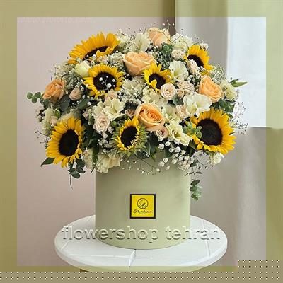 اگر وقت رفتن به گلفروشی را نداری، انواع دسته گل برای خواستگاری را اینترنتی سفارش بده