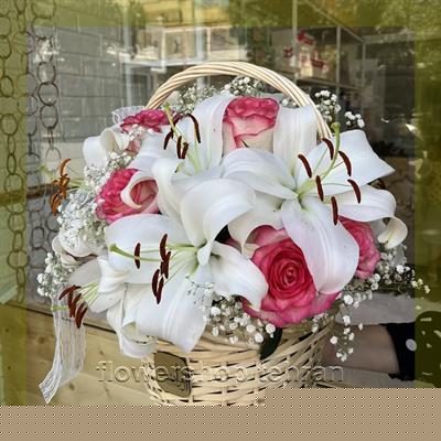 با عکس گل رز هلندی قرمز اولین نگاه هر مهمان را میخکوب کن