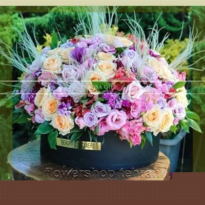 ترکیب جذاب قیمت جعبه گل رز برای هدیه، دکور یا میز پذیرش